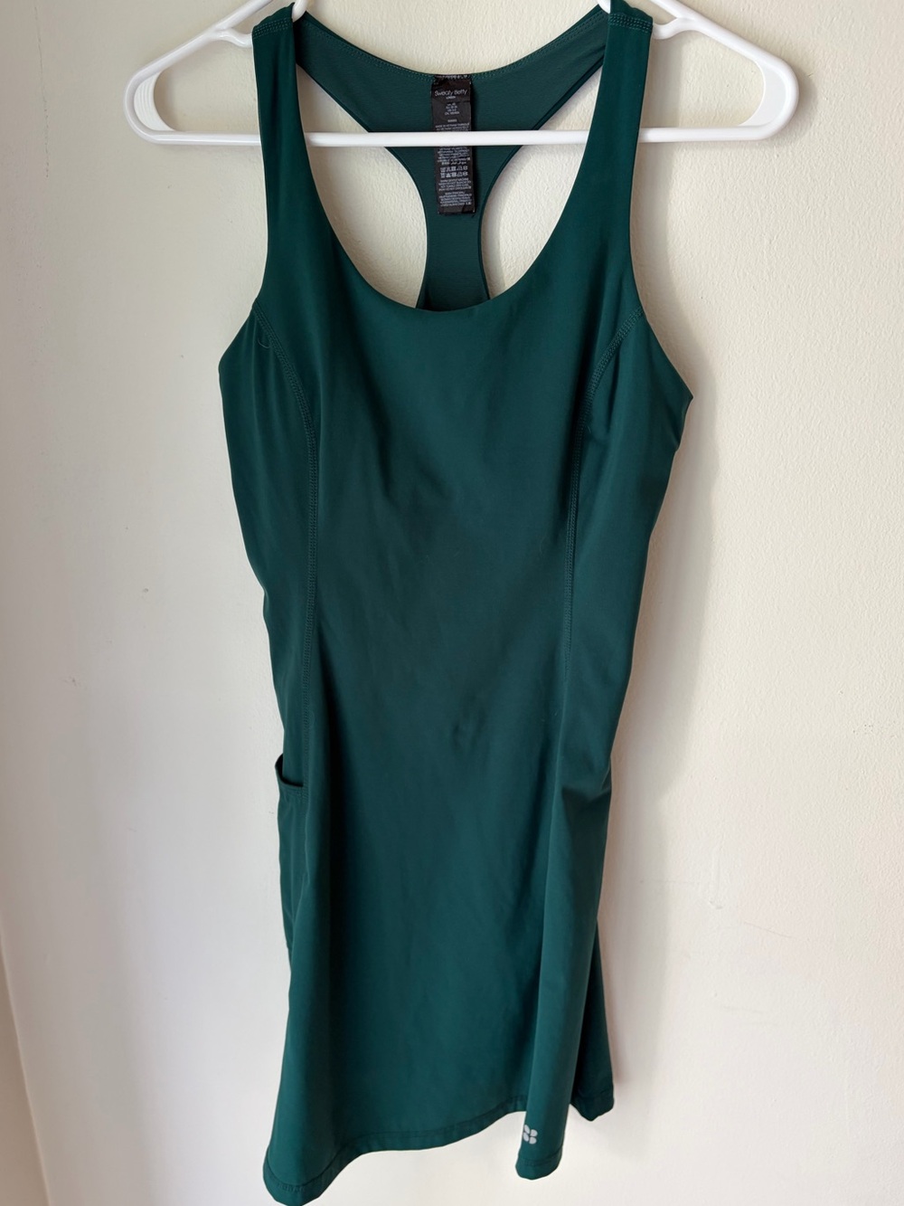 67. Size 0/2 SWEATY BETTY Green Racerback Dress W/ Built-In Bike Shorts